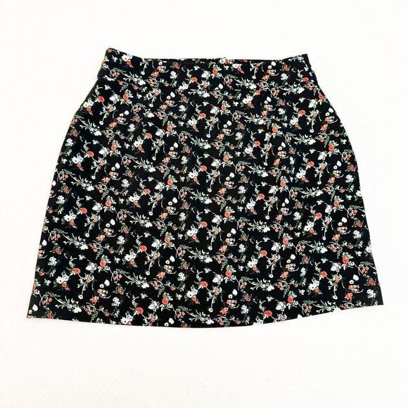 Little Moon Aritzia Navy Flower Print Mini Skirt Size Small MINT - Picture 2 of 6